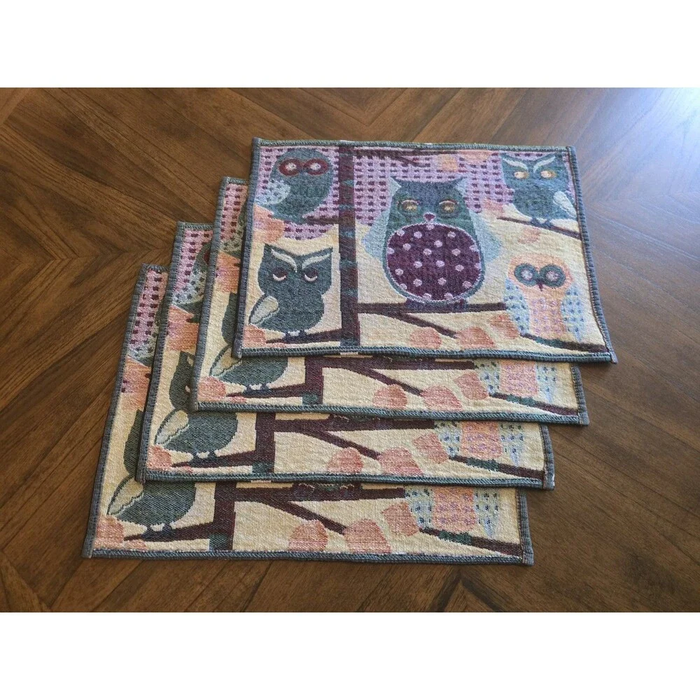 Unbranded set woven
